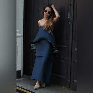 Banana Republic tiered maxi navy blue